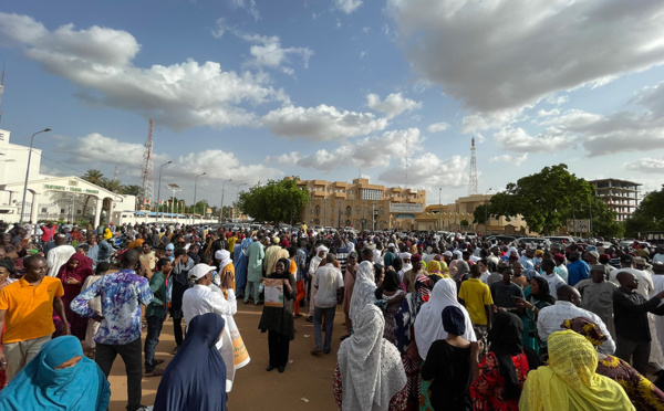 Niger: l'armée soutient les putschistes qui séquestrent le président Bazoum