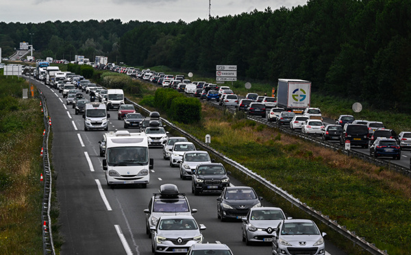 Trois morts et plusieurs blessés sur l'autoroute dans le Pas-de-Calais