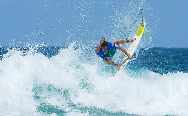 Surf – Hurley Australian Open : Mateia Hiquily remporte sa série face à Mick Fanning. MAJ