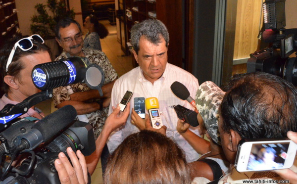 La première rencontre "Flosse-Fritch" depuis 5 mois annoncée pour la semaine prochaine