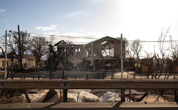 A Hawaï, le bilan humain des incendies atteint 99 morts et "pourrait doubler"