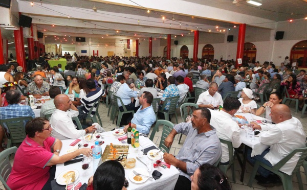 632 personnes au dîner-débat avec le gouvernement