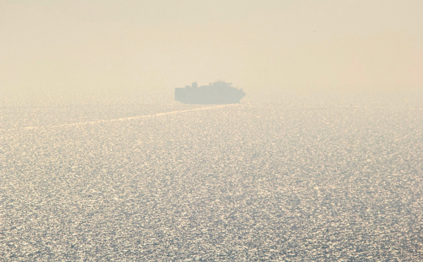 Kiev défie Moscou avec un navire cargo en mer Noire