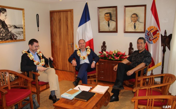 Jean-Jacques Urvoas reçu à l'Assemblée de la Polynésie française