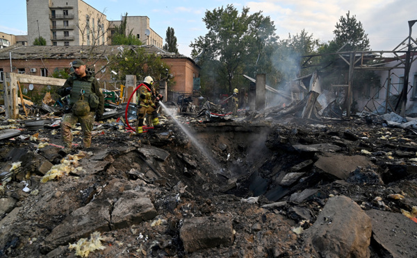 Nouvelle attaque "massive" russe sur l'Ukraine, Zelensky à Washington