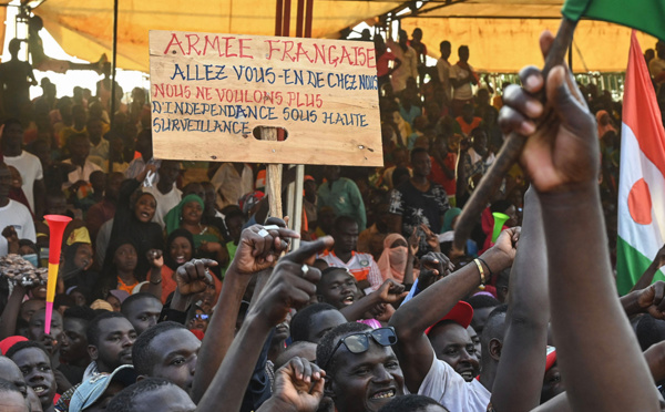 Après deux mois d'intransigeance, la France contrainte de se retirer du Niger
