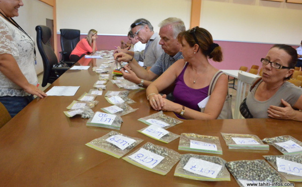 Importante vente aux enchères de bijoux à Papeete