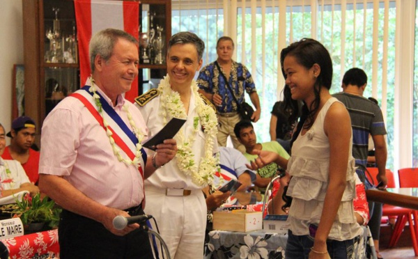 Punaauia : 300 jeunes ont reçu leur carte électorale