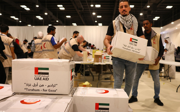 L'aide de l'ONU à Gaza menacée de paralysie, nouvelles frappes israéliennes