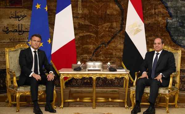 Après sa visite en Israël, Macron rencontre Sissi au Caire