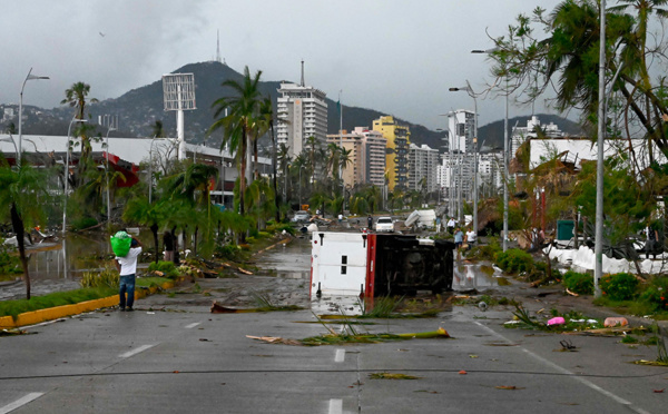 Le Mexique mobilisé pour secourir Acapulco dévastée par l'ouragan Otis