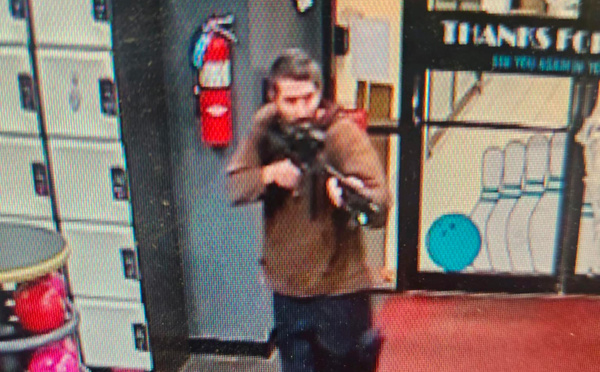 Dans le Maine, la police aux trousses du tireur présumé après la pire tuerie de l'année aux Etats-Unis
