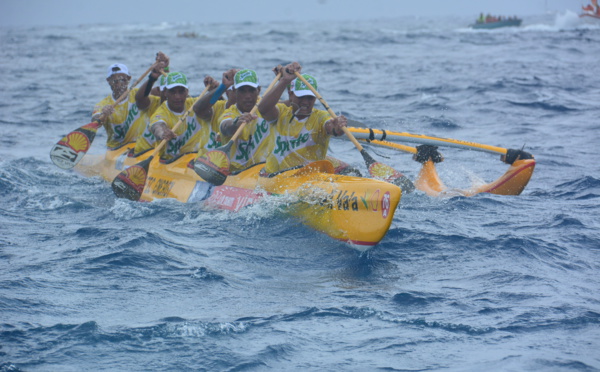 Shell Va'a reste le patron entre Huahine et Raiatea