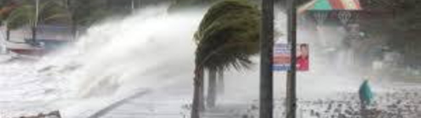 Les Philippines demandent la prudence à l'approche d'un typhon