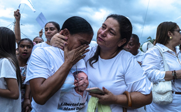 Colombie: la guérilla de l'ELN libère le père du footballeur Luis Diaz