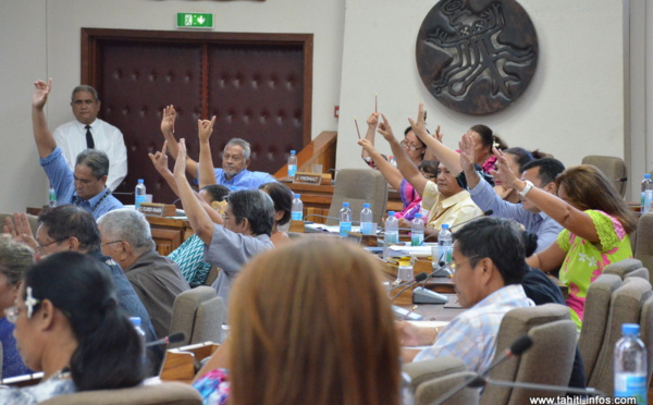 A l'Assemblée, la session administrative reprend jeudi sur fond de bras de fer orange