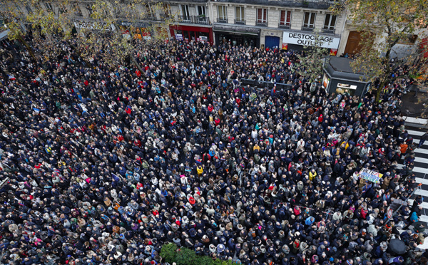 Des dizaines de milliers de personnes contre l'antisémitisme