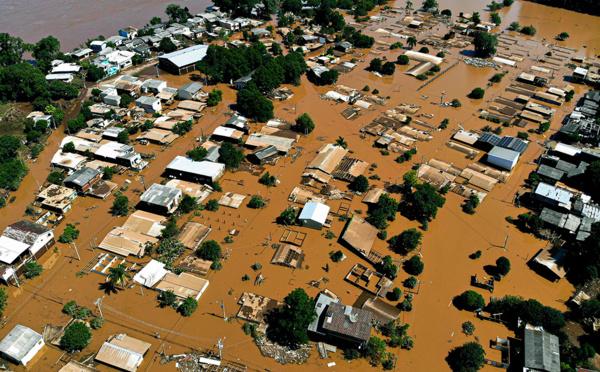 Six morts après de fortes pluies sur le sud du Brésil
