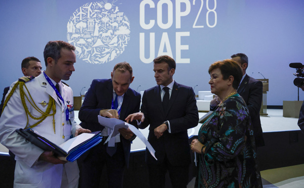 A la COP28, des dirigeants rassemblés mais loin de s'accorder sur les fossiles