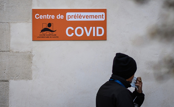 Le Covid, possible invité indésirable d'un quatrième Noël