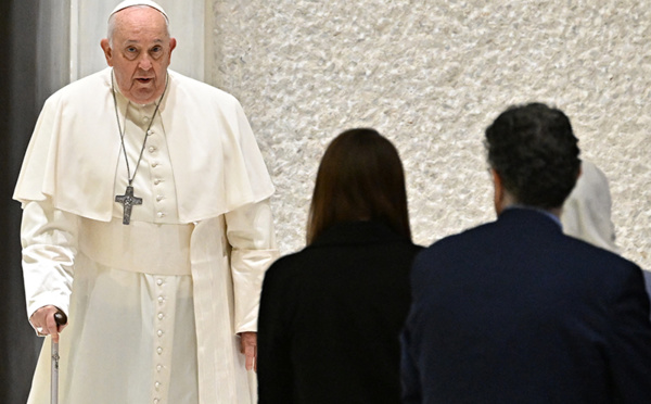 Le pape en Polynésie ? Les raisons d’en douter