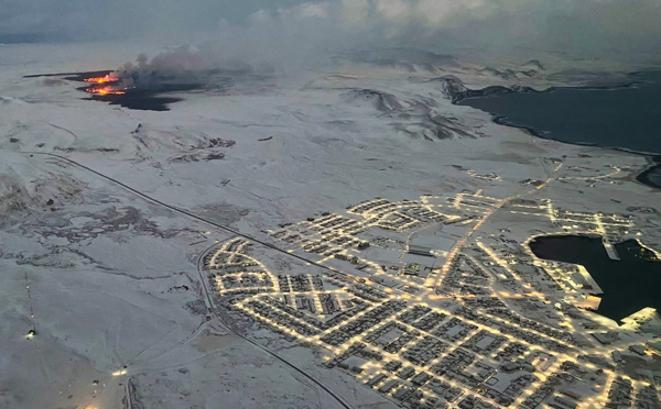 Islande: l'éruption se calme, la population reprend son quotidien