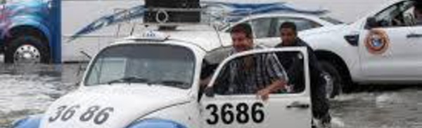 Trois morts après de fortes vagues en Amérique latine