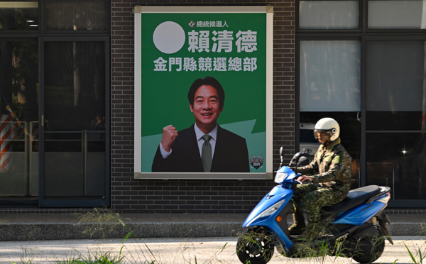 Taïwan: à deux jours de l'élection, Pékin qualifie le favori de "grave danger"