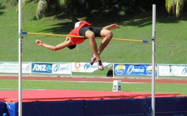 Athlétisme « Oceania Cairns 2015″ : Nouveau record, Teura Tupaia passe les deux mètres