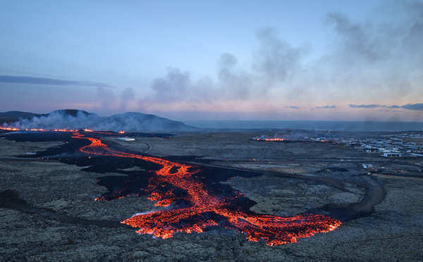 Islande: l'éruption volcanique s'est calmée, selon la protection civile