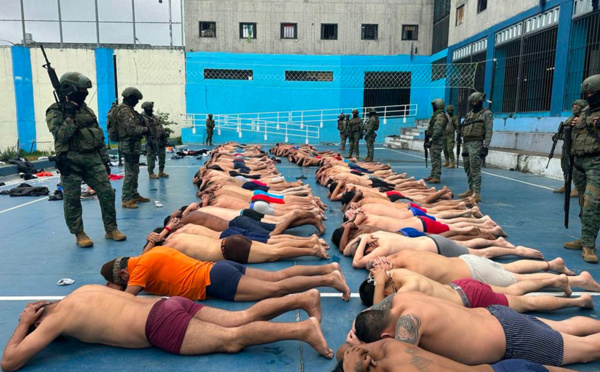 Otages libérés, prisons sous contrôle: la situation se normalise en Equateur