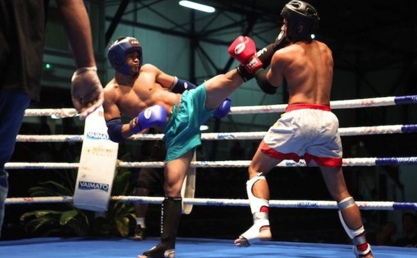 Boxe Thaï – Super Fight 2015 : Du sang et de la sueur pour des combats au top.