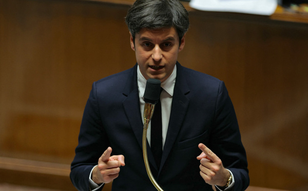 Attal prépare son grand oral avec ses ministres et les "forces vives"