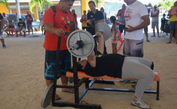 Compétition de CrossFit et de StrongestMan 2015 à Bora Bora
