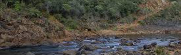 A Kouaoua en Nouvelle-Calédonie, le nickel bouche rivières et horizons