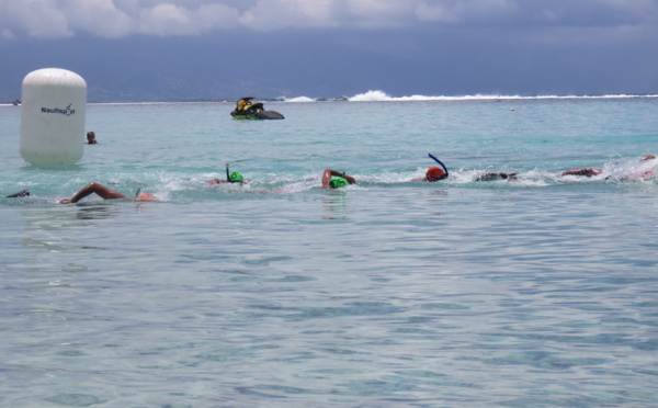 La nage avec palmes en eau libre refait surface