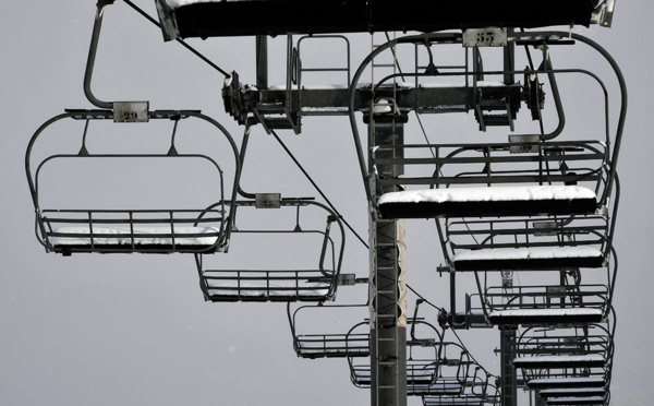 Péril sur les stations de sport d'hiver face au changement climatique, selon la Cour des Comptes