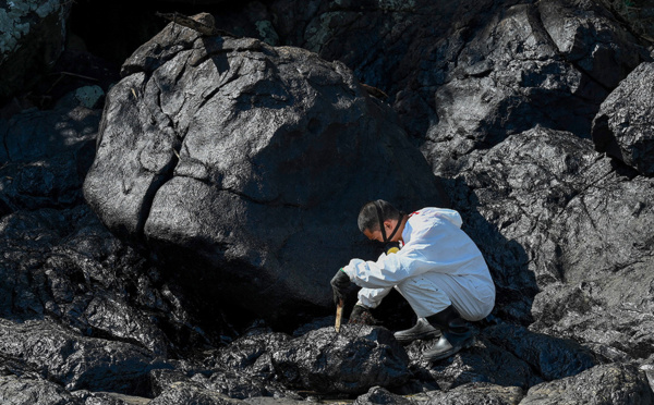 Les Philippines vont poursuivre les propriétaires d'un pétrolier responsable d'une pollution