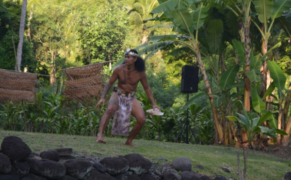Le spectacle « Te Aroha Mamaia » au marae Arahurahu en juillet et début août