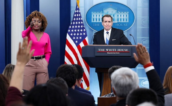 La Russie développe une arme antisatellite, affirme la Maison Blanche