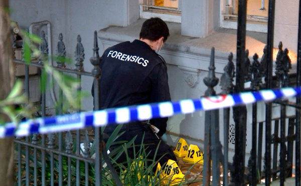 Australie: un policier inculpé du meurtre d'un présentateur télé et de son petit ami