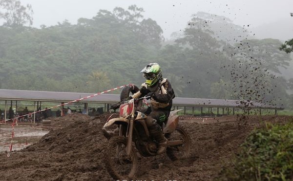Motocross – 2e journée : Raiarii Vonbalou encore et encore.