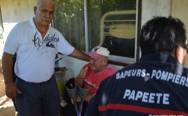 Papi et mamie Lee emmurés chez eux