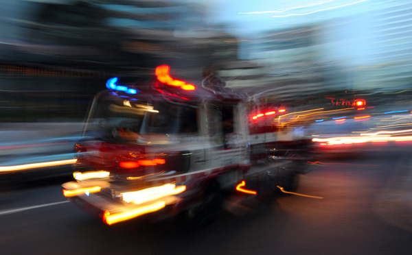 Indonésie: deux morts, une vingtaine de disparus dans un naufrage, 11 rescapés après trois jours de dérive