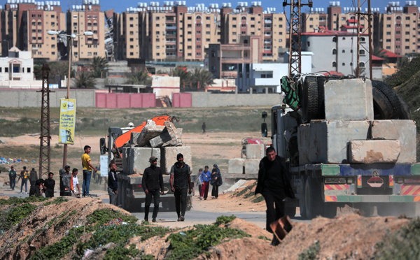 Un premier bateau chargé de vivres arrive à Gaza