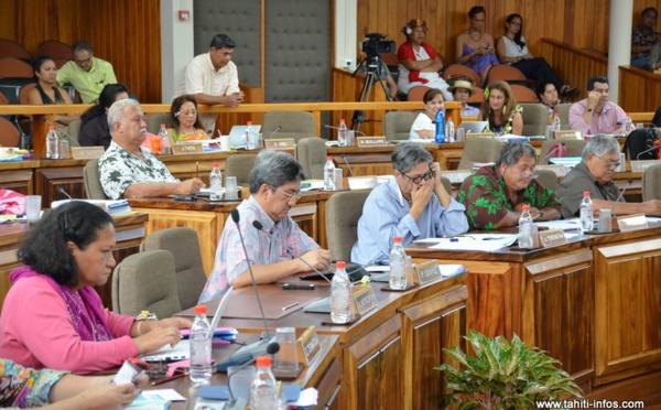 La machine Tapura en ordre de marche à l'Assemblée