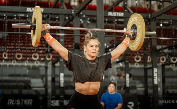 Hinatea Montebello au sommet du crossfit français