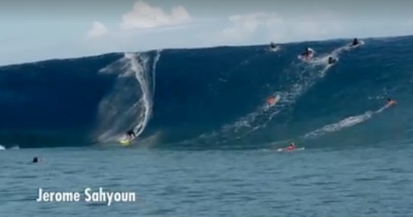 Les plus belles vagues de Teahupo'o en vidéo