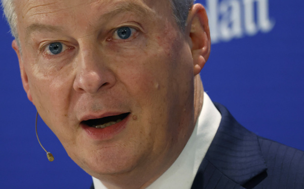 Déficit: Braun-Pivet rouvre le débat fiscal, Le Maire inflexible, Macron esquive