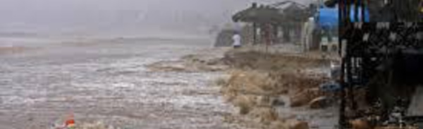 Mexique : la tempête tropicale Carlos se transforme en ouragan
